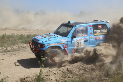 Sakarya'da ilk gün, lider Caner..