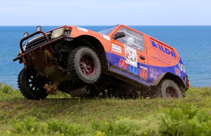 Sinop'ta seyirci etabı ile offroad heyecanı sürüyor