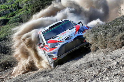 İtalya'da Ogier lider başladı