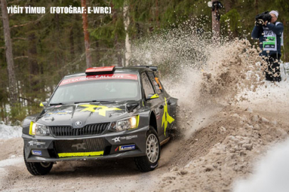 İsveç’te Ogier ve Timur süpeRally’e kaldılar