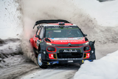 İsveç’te Tanak lider gidiyor