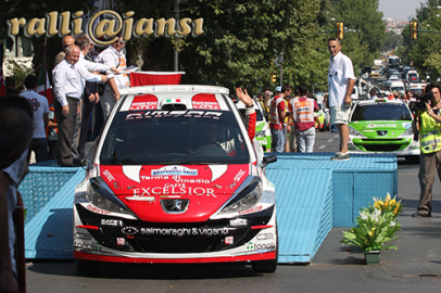 2010 | Boğaziçi Rallisi öncesi basın toplantısı