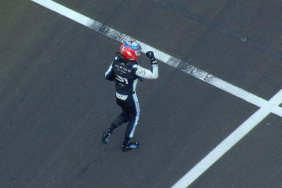 Macaristan'da çarpışan arabalar