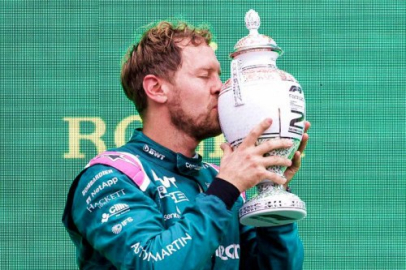 Vettel diskalifiye edildi