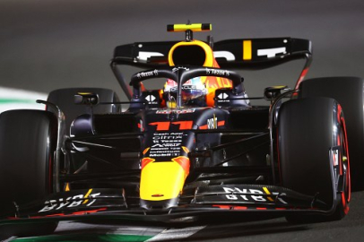 Perez'den kariyerinin ilk pole'u