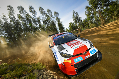 İkinci günün lideri Evans