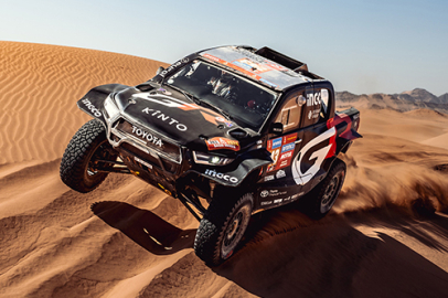 Hilux dayanıklılığını gösterdi