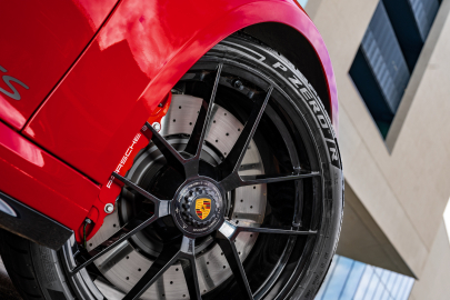 Pirelli Hibrit 911 GTS’nin ekipmanı oldu