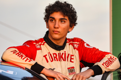 Kerem dünyaları kaçırdı