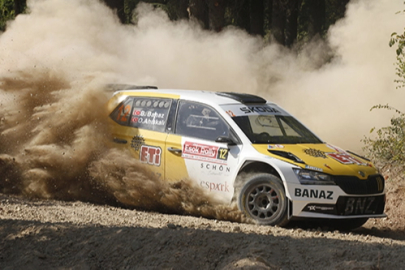 Volkan gençlerin peşinde