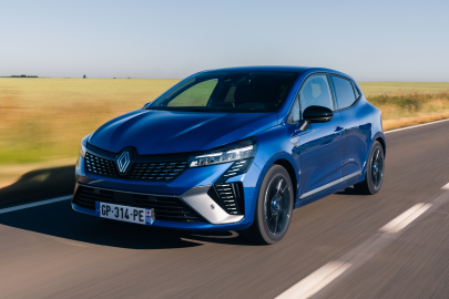 Renault zirvenin tek hakimi