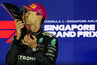 Russell kazandı, McLaren şampiyon