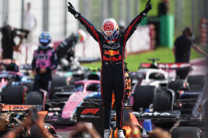 Katar'da Verstappen kazandı