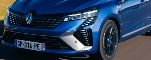 Renault, rekorlar kırmaya devam ediyor