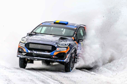 İsveç'te gençler rüzgarı sert esecek