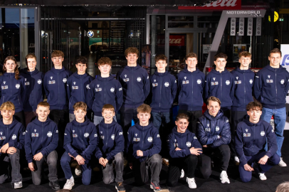 Alman gençlerine büyük destek