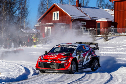 Solberg sıkıntıda liderlik Evans’ta