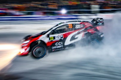 Son güne Evans lider gidiyor