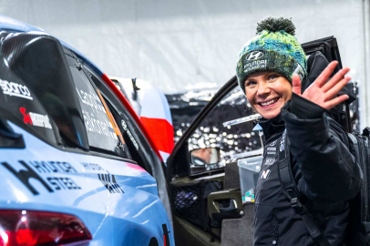 Gülümseyen bir kopilot