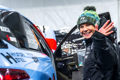 Gülümseyen bir kopilot