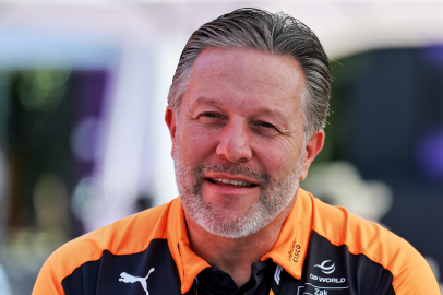 McLaren Çin’de nakavt