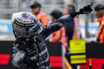 Japonya’da kazanan Antonelli lider