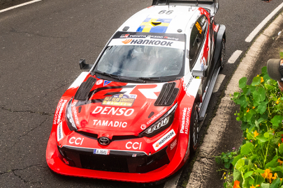 Ogier Kanarya'da avantajlı